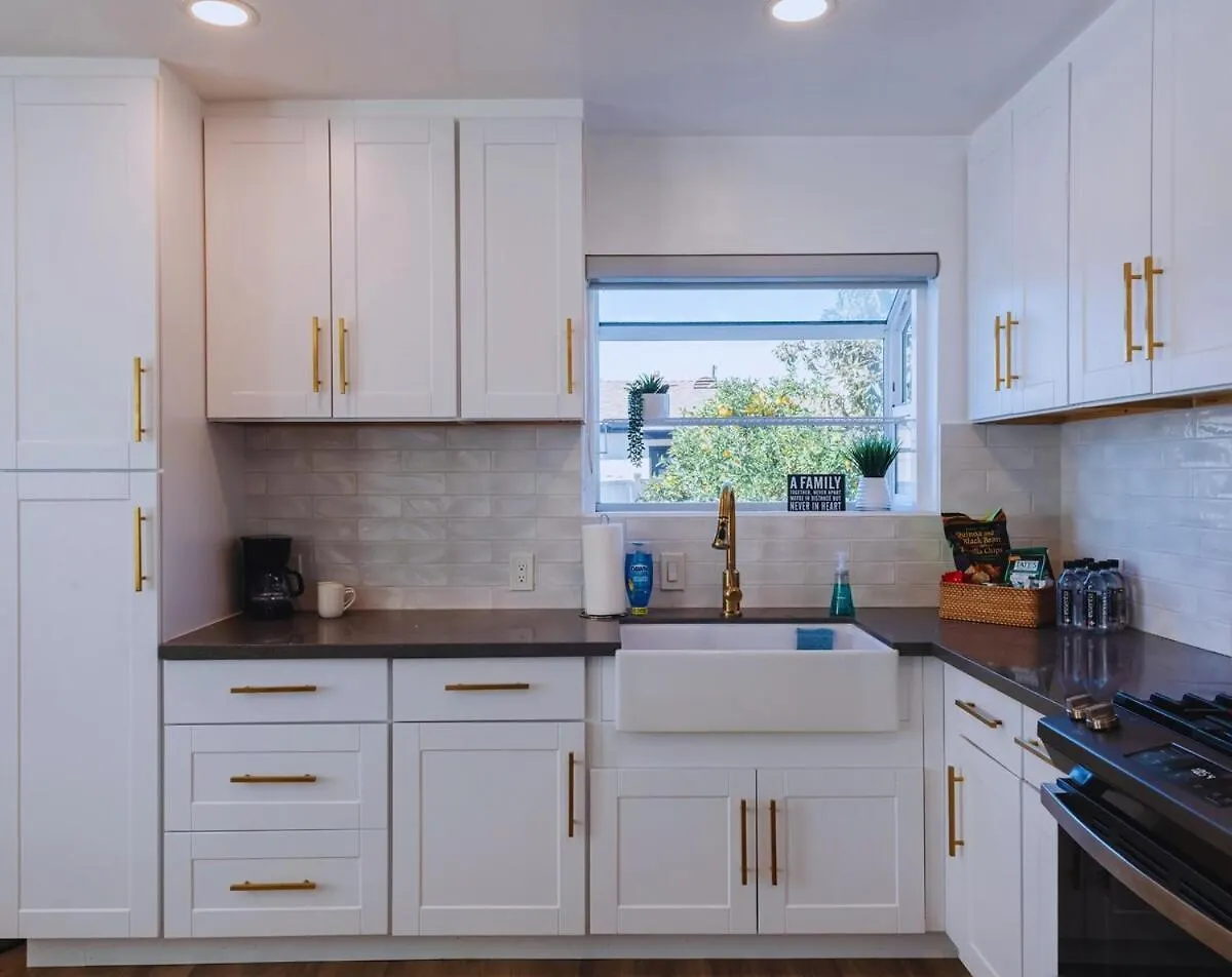 Holiday home Cozy Modern 3 Bed 1 Bath Home - Pet Friendly! Lawndale