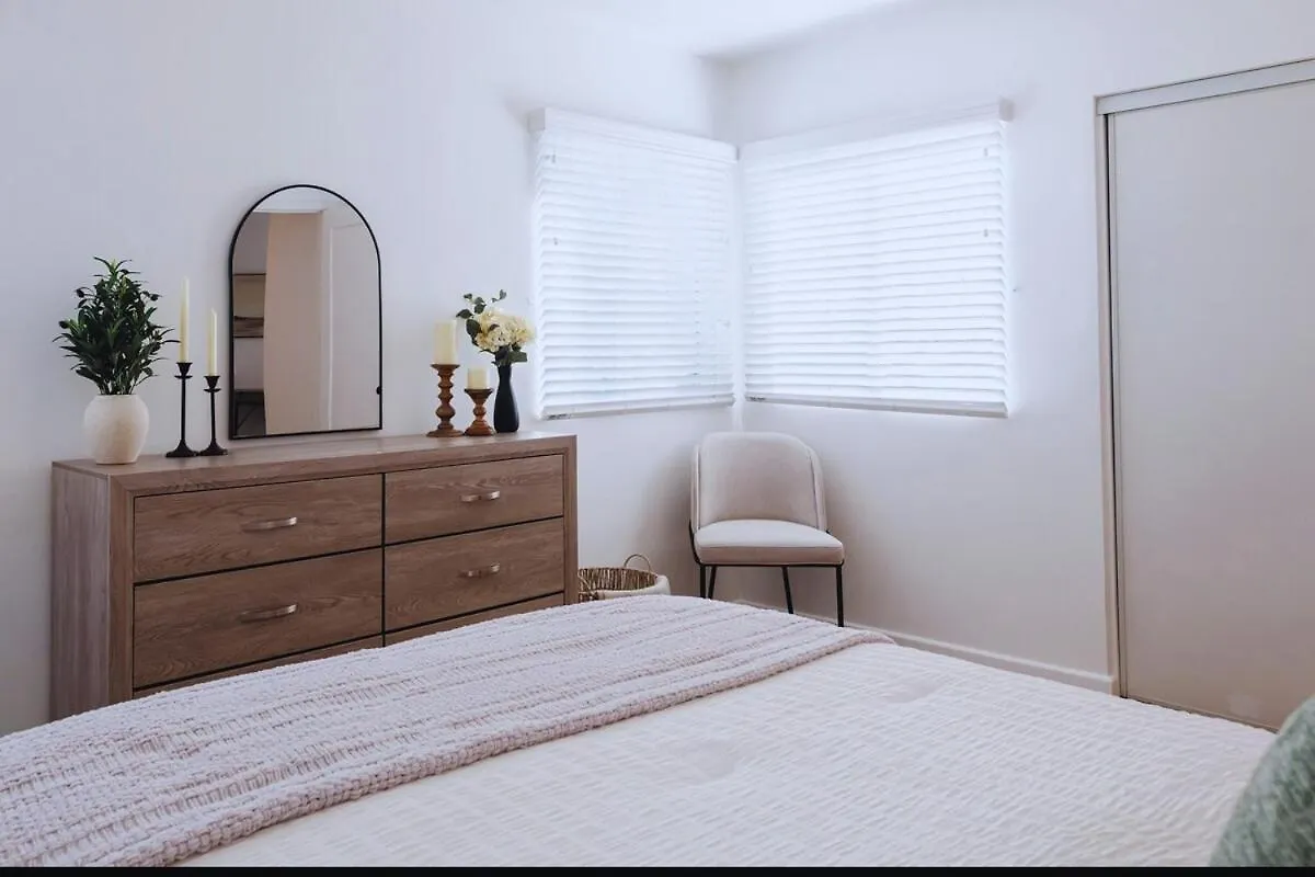 Holiday home Cozy Modern 3 Bed 1 Bath Home - Pet Friendly! Lawndale